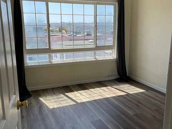 5th image of 157 S Parkview Ave #6