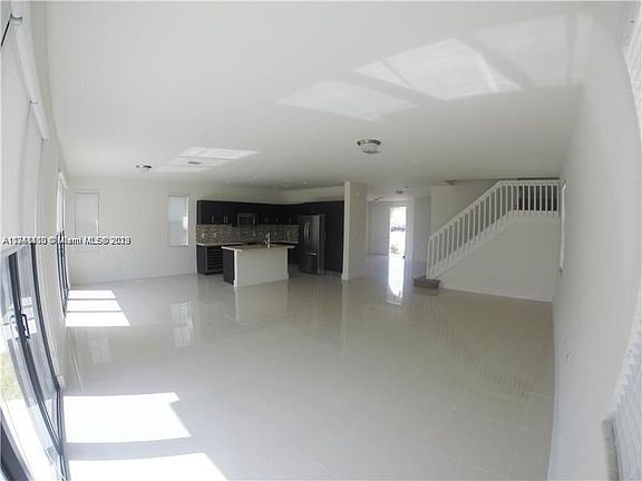 4th image of 10580 NW 69th Ter