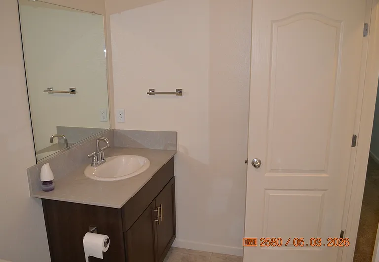 4220 Freemark Ave — Photo 20