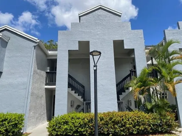 530 SW 113th Way #530, Hollywood, FL 33025