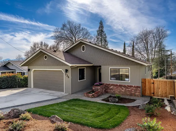 736 NE Oregon Ave, Grants Pass, OR 97526