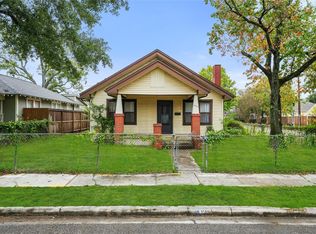 1040 W Cottage St, Houston, TX 77009