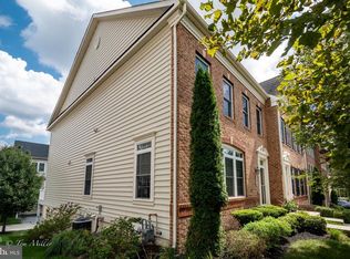 8613 Springvale Dr, Lutherville Timonium, MD 21093