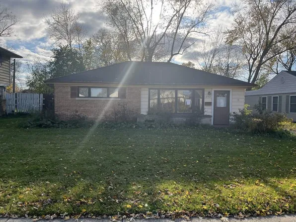 253 Marquette St, Park Forest, IL 60466
