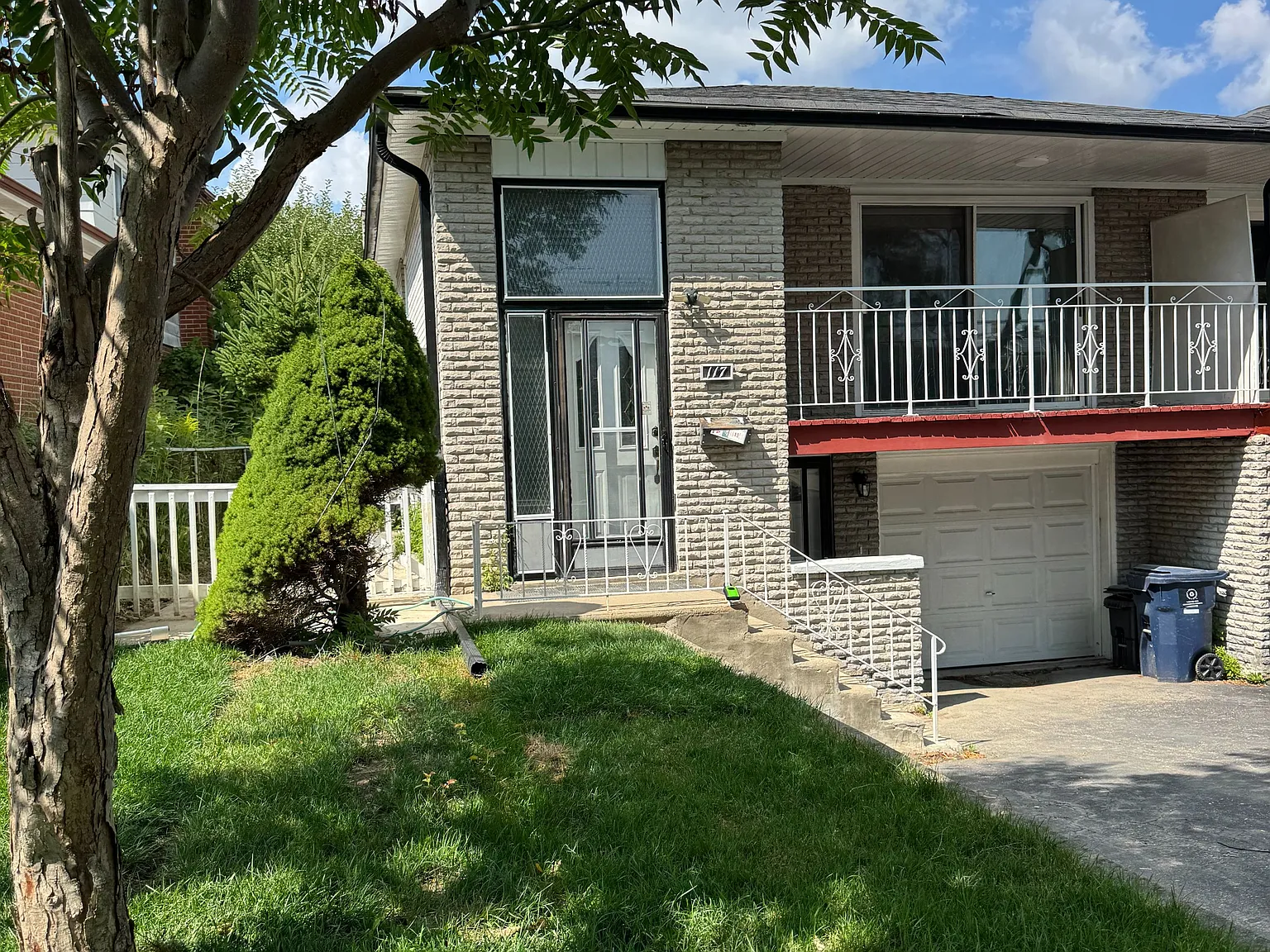 3 bed, $2,300 — Photo 4