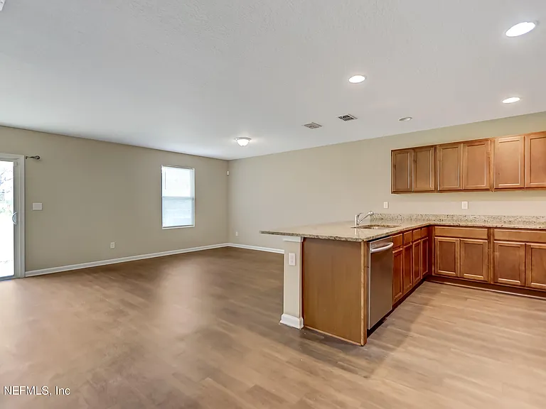 8151 Lanette St — Photo 7