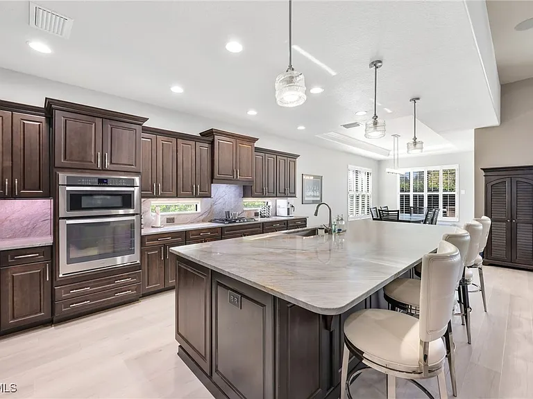 23273 Salinas Way — Photo 10