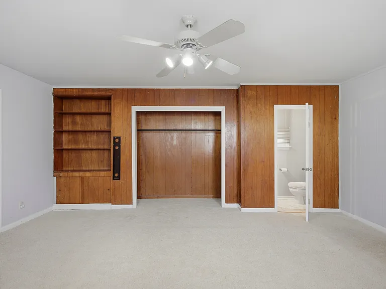1006 W Washington St — Photo 10
