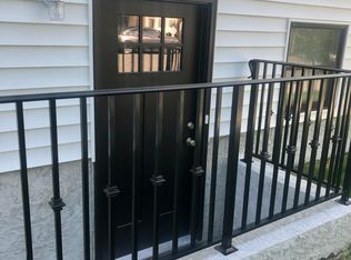 585 Lamont Ave, Staten Island, NY 10312