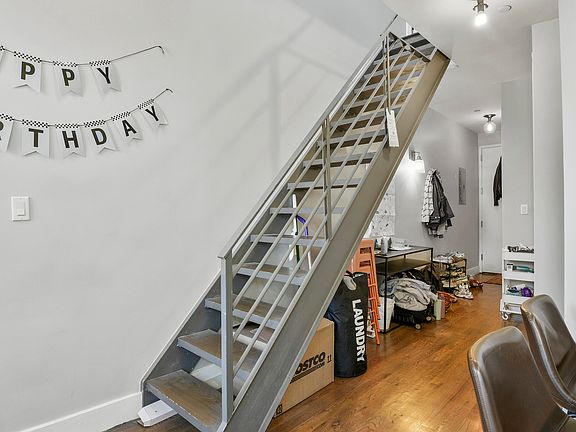 3rd image of 162 Woodruff Ave APT 4A