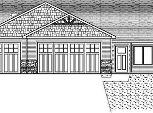 562 Gopher Ct, New Richmond, WI 54017