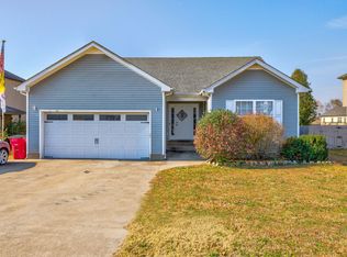 1956 Patton Rd, Clarksville, TN 37042