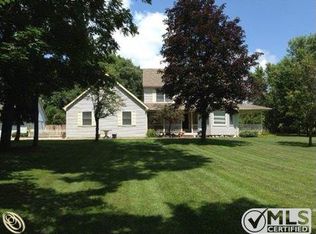 881 Brewer Rd, Leonard, MI 48367