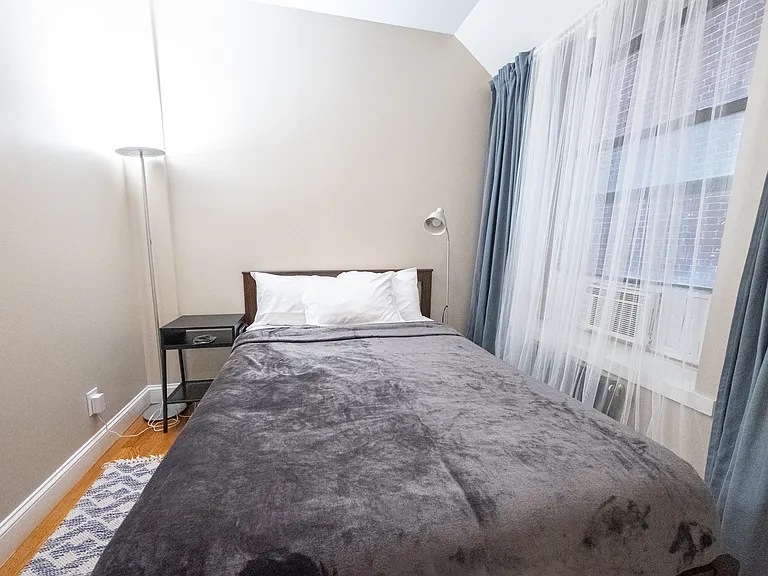 230 W 113th St #2D — Photo 7