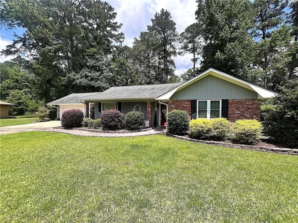 118 Cedar Point Dr, Pineville, LA 71360