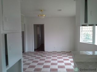 5718 Schevers St, Houston, TX 77033