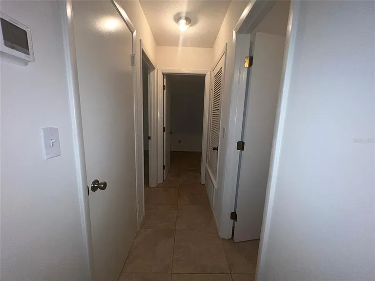 1636 Hayworth Rd — Photo 8