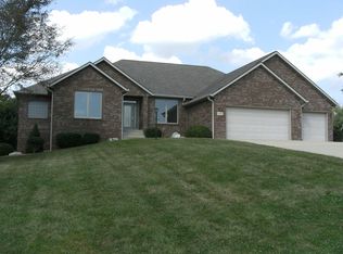 5951 S Glenview Dr, Bloomington, IN 47403