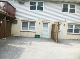 28 Muddy Creek Church Rd APT 3, Denver, PA 17517