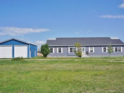 309 Railroad Ave SE, Stanley, ND, 58784
