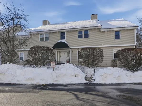 425 Main St Unit 21D, Hudson, MA 01749