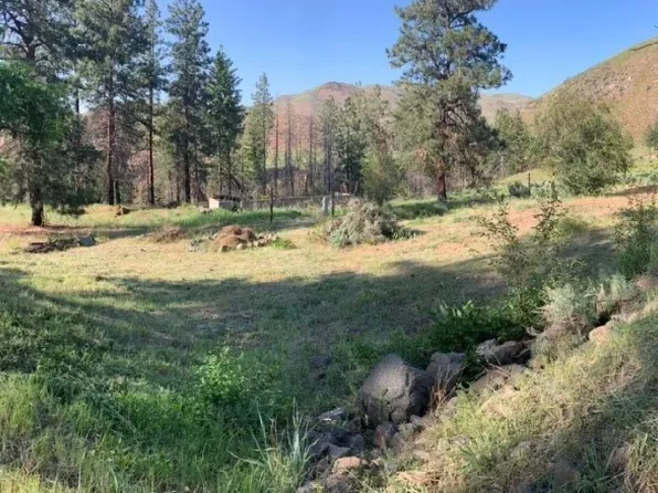 76 Chelan Hills Acres Tr, Orondo, WA 98843