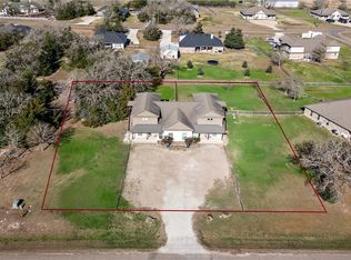 4032 Golden Eagle Dr, Bryan, TX 77808
