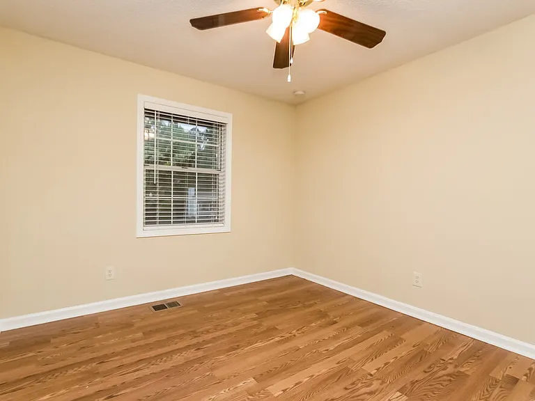 1610 Summit Rdg — Photo 7