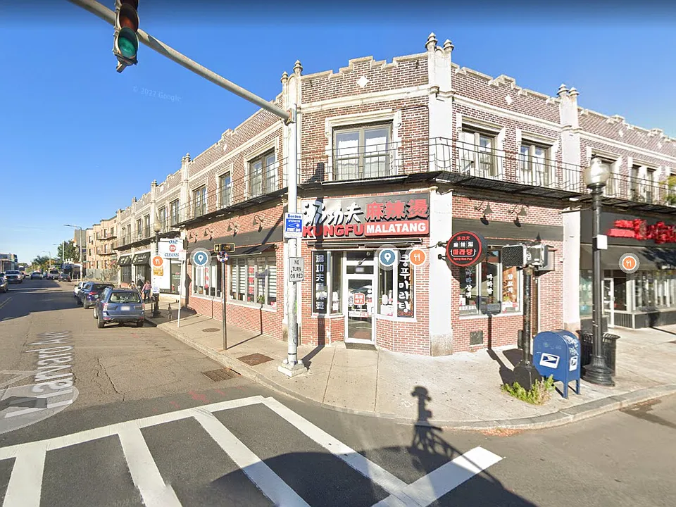 Brighton Ave
