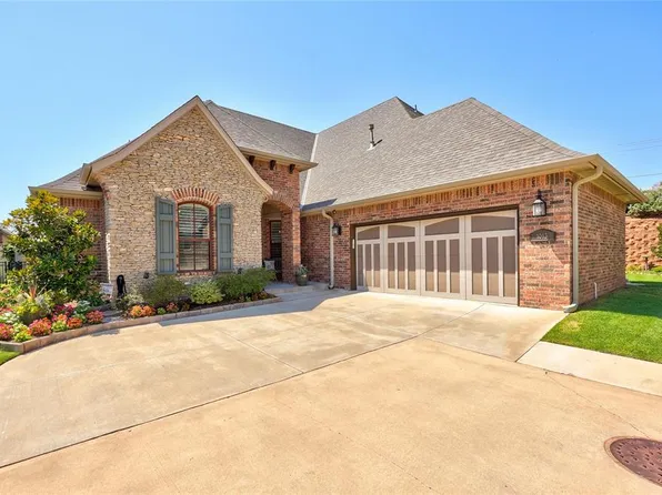 1013 Villas Creek Dr, Edmond, OK 73003