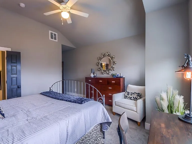 232 Claremont Ave — Photo 16