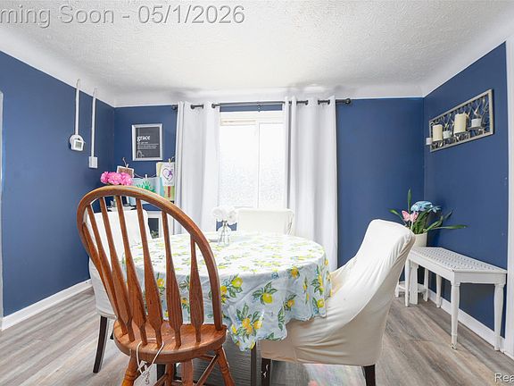 5th image of 317 Crossman St