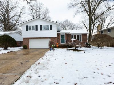 3139 W 230th St, North Olmsted, OH, 44070