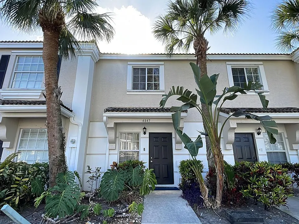4847 Palmbrooke Ter