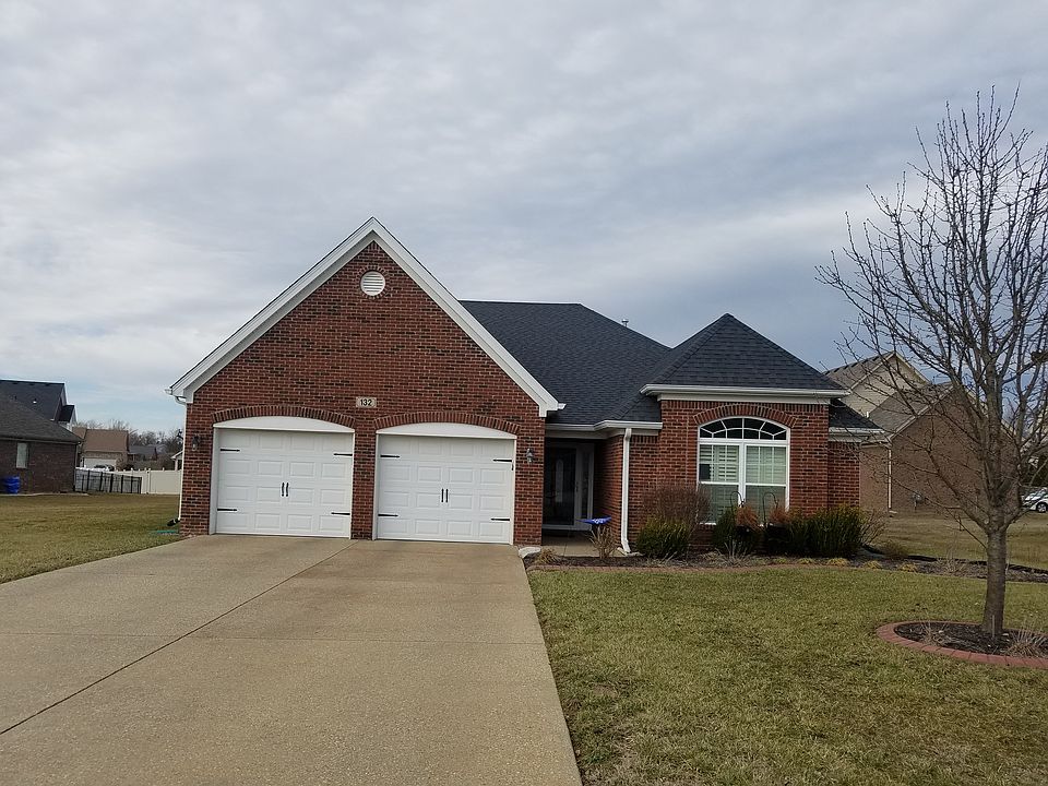 1st image of 132 Maplewood Dr