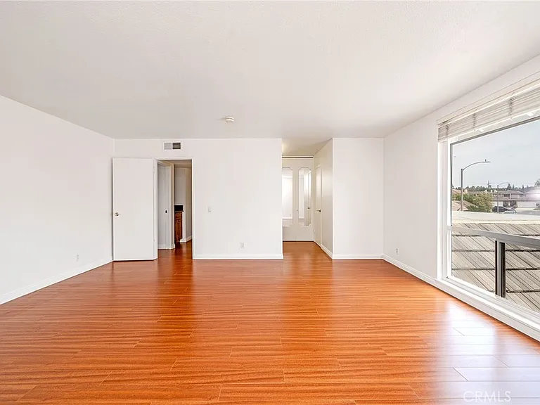 8175 Mammoth Cir — Photo 16