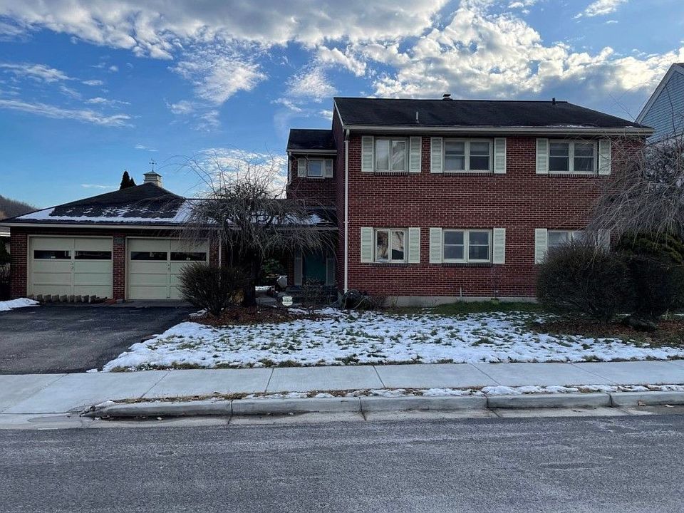 1st image of 42 Miriam St #2