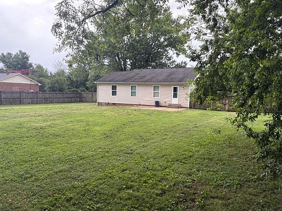 2nd image of 2104 Split Rail Rd