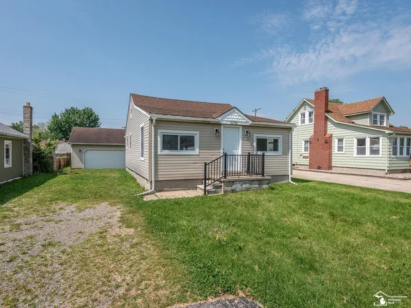 3296 9th St, Monroe, MI 48162