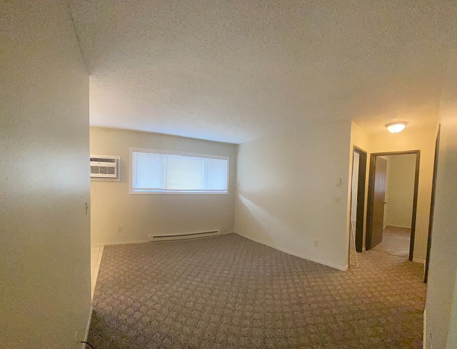 1st image of 1151 Prairie Pkwy APT 2