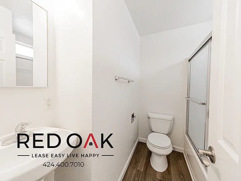 1032-1036 S Normandie Ave #1036-5 — Photo 14