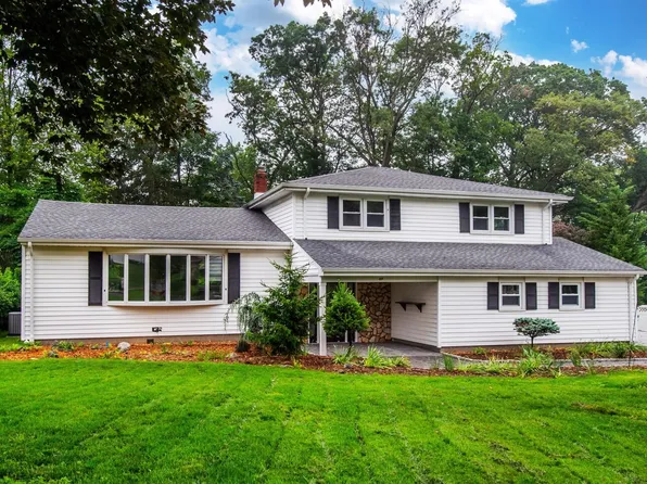 44 Grover Dr, Wayne, NJ 07470