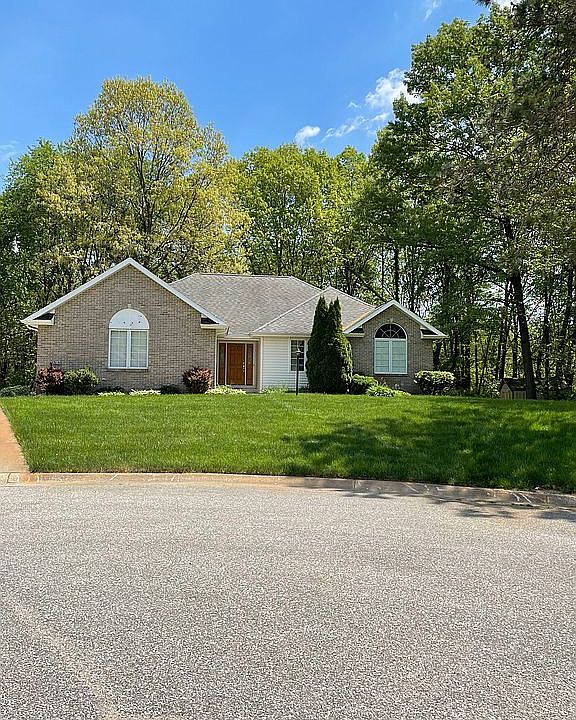 1st image of 25178 Kalmia Ct