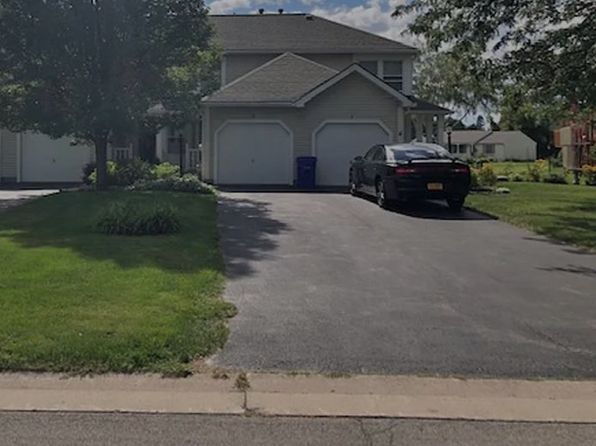 7 Courtshire Ln