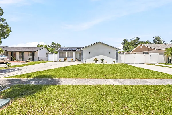 3 bed, 1660 sqft, $2,750 — Photo 3