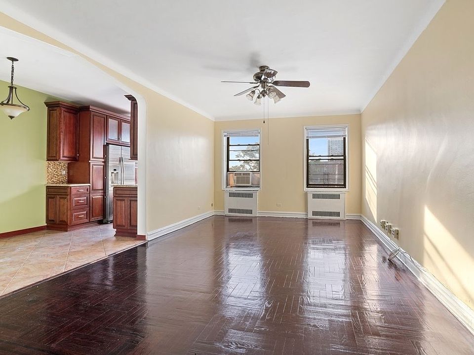 1st image of 125 Hawthorne St APT 6D