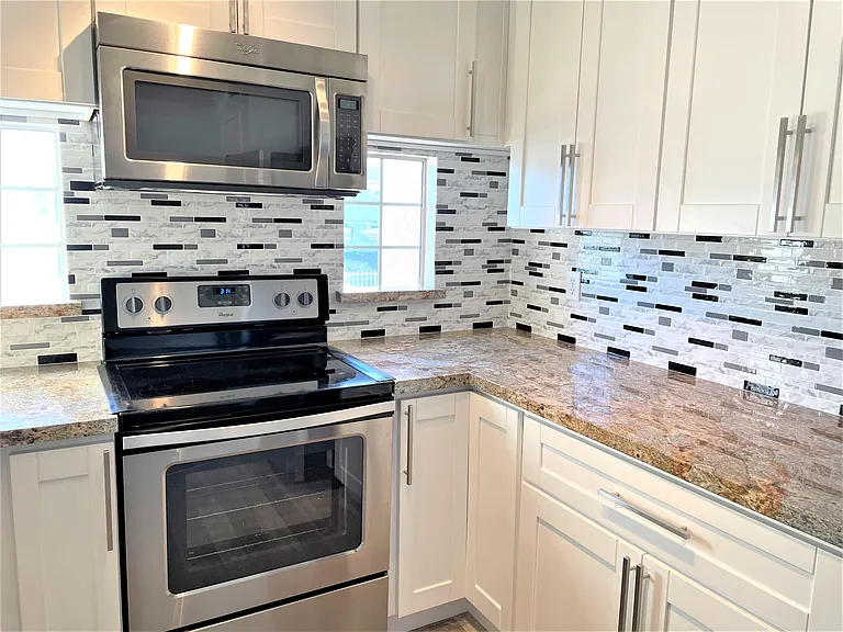 2111 Sealion Dr — Photo 44