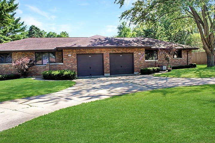 1st image of 10159 W Ames Ave