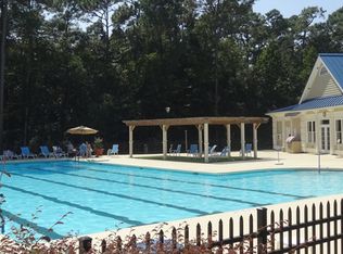 77 Deacon Dr, Pawleys Island, SC 29585