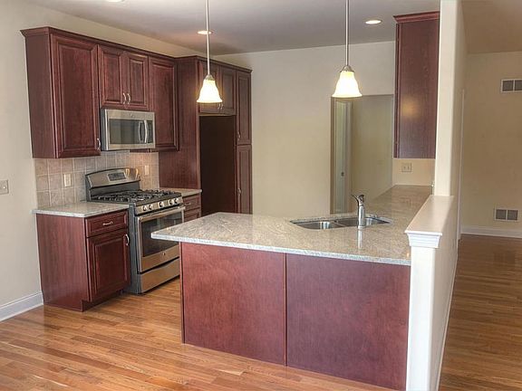 5th image of 152 Sawgrass Dr #14